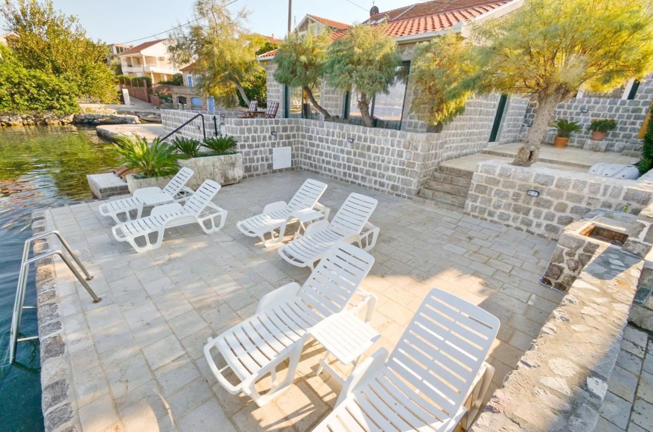 Leut Stone Residence ติวัต ภายนอก รูปภาพ