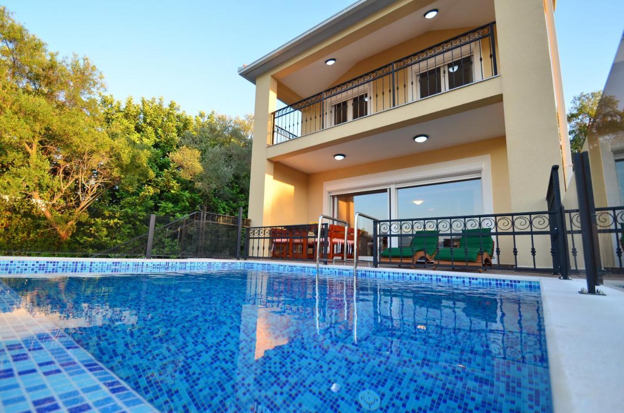 Leut Stone Residence ติวัต ภายนอก รูปภาพ